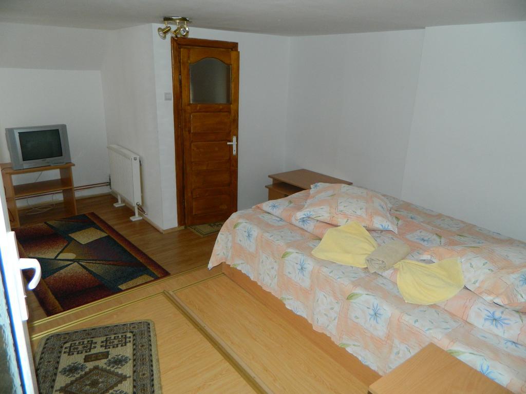 Pensiunea Buzdugan Moieciu de Jos Habitación foto